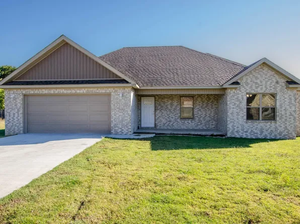 120 Pecan St, Lake City, AR 72437