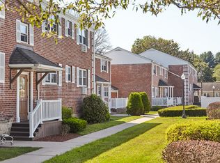 173 Salmon Brook Dr APT C, Glastonbury, CT 06033