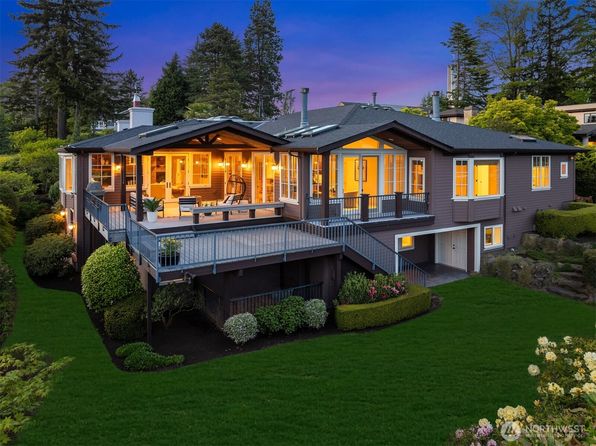 9427 NE 14th Street, Clyde Hill, WA 98004