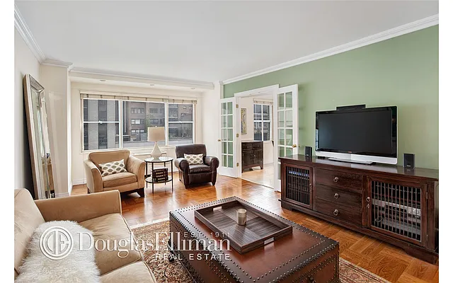 Sold by Douglas Elliman | media 20