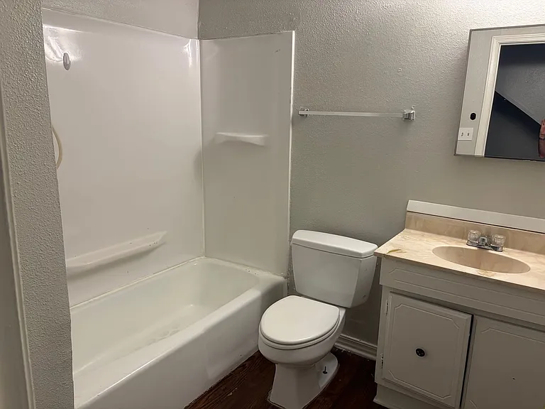 2138 Airline Dr #119 — Photo 10
