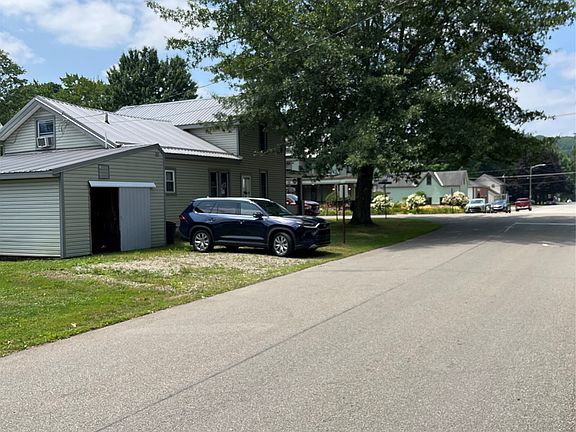 5th image of 449 Euclid Ave