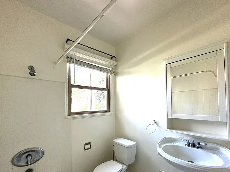 1330-1334 Sassafras St — Photo 20