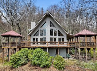 2521 Pless Underwood Rd, Maggie Valley, NC 28751