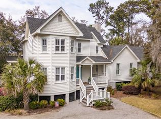 4 Pilot House Rd, Saint Helena Island, SC 29920