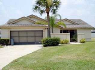 334 Pine Ridge Ln, Melbourne, FL 32940