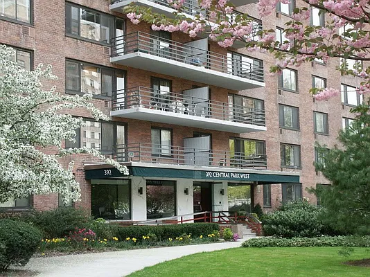 Rented by Corcoran | media 19