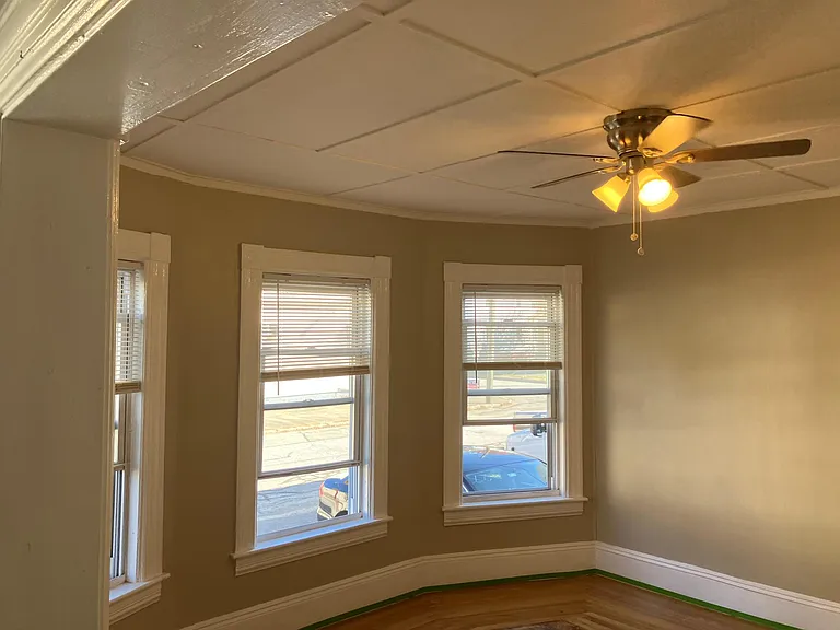 772 Hall St — Photo 6
