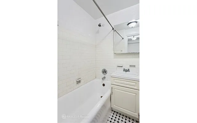 Rented by Douglas Elliman | media 6