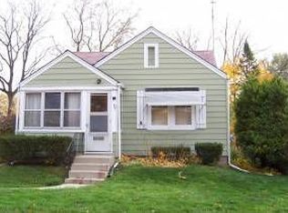 65 S Edison Ave, Elgin, IL 60123