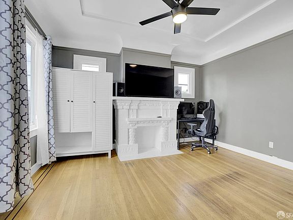 4th image of 1298 Revere Ave