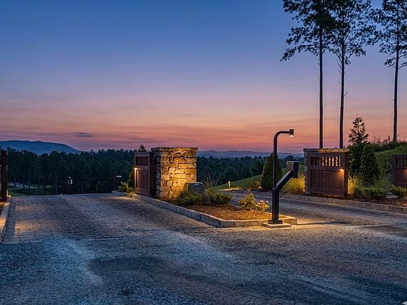 2nd image of 177R Overlook Rd