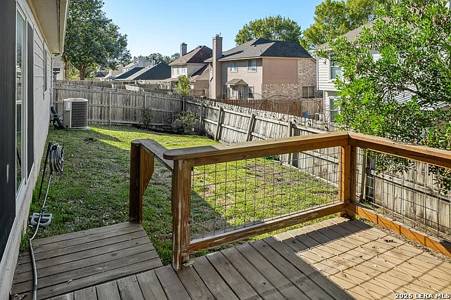 3 bed, 2.0 bath, 1811 sqft, $1,800 — Photo 3