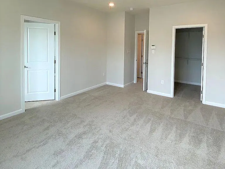 745 Quarry Point Rd — Photo 9