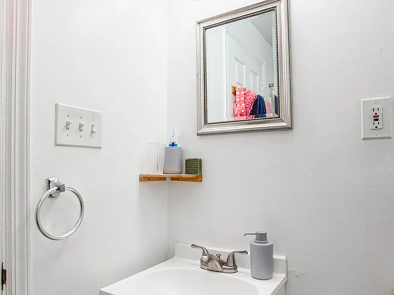 742 S 8th St #2 — Photo 9