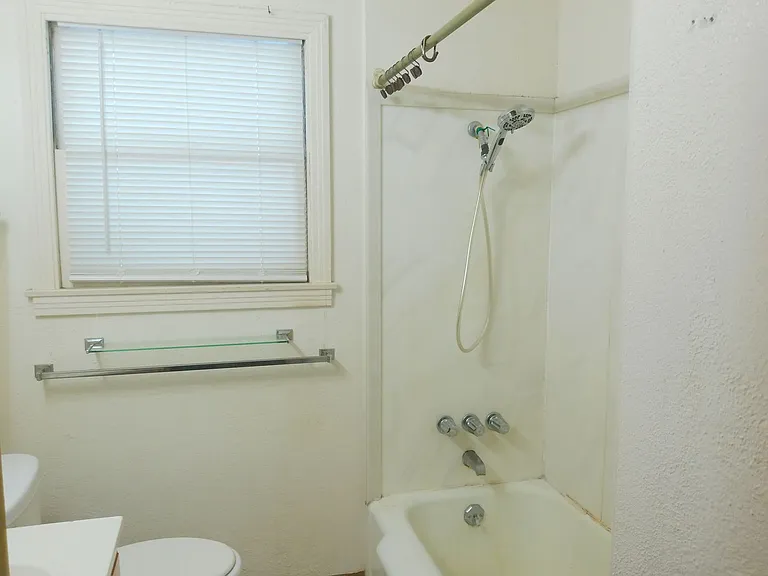 4322 Fir St — Photo 7