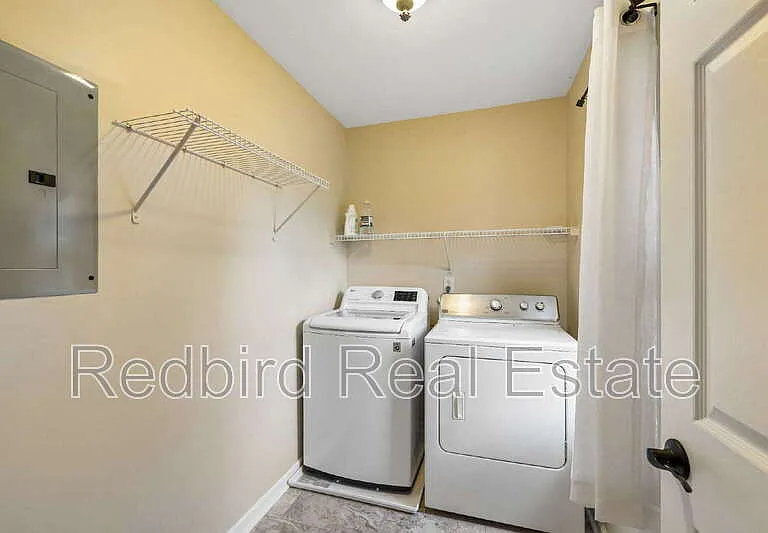 369 Dandridge Dr — Photo 17