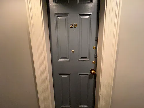 271 Dartmouth St #2B Photo 1