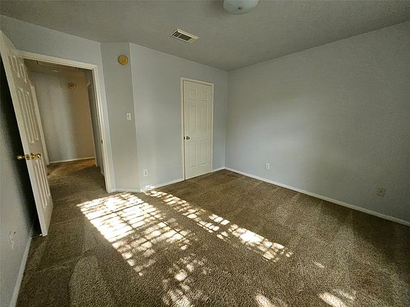 4th image of 1226 Caraquet Dr