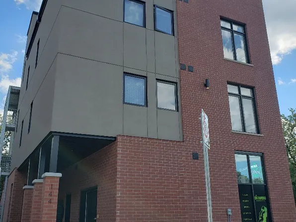 144 Renfrew Ave #6, Ottawa, ON K1S 1Z8