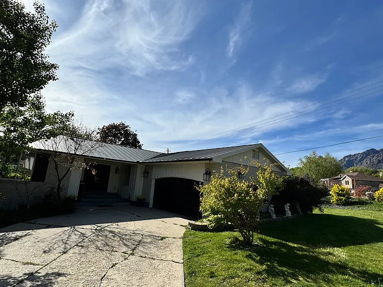 4283 N 350 W — Photo 1