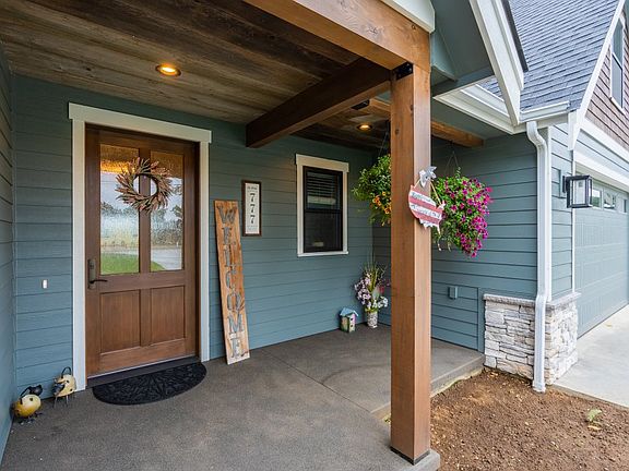 DCS BUILT TACOMA, WA SHERWOOD 2330 EXTERIOR