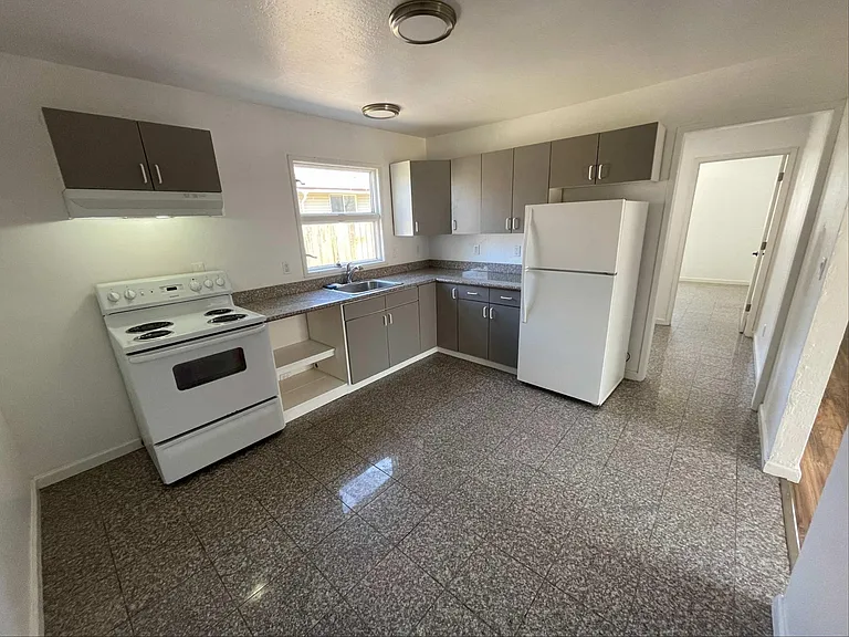 315 Beckwith St #A — Photo 3