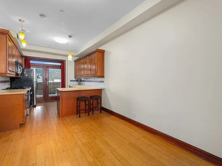 12-14 31st Ave #6 — Photo 9