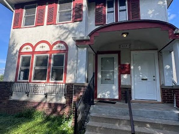 922 Queen Ave N #2