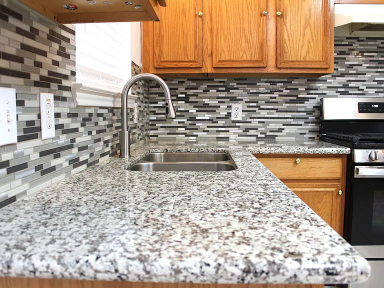 16014 Clayton Green Dr — Photo 21