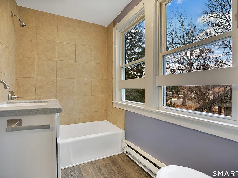 31 Tyler Ave #2 — Photo 19