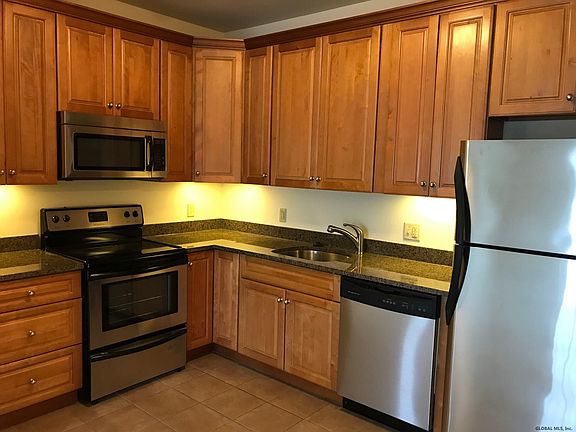 5th image of 8 Wall St APT 334