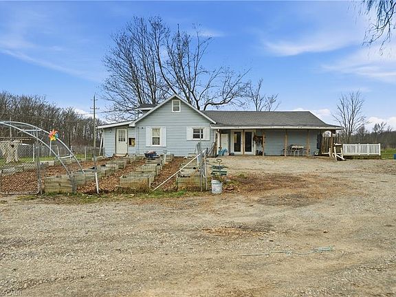 5th image of 2538 Garrison Rd
