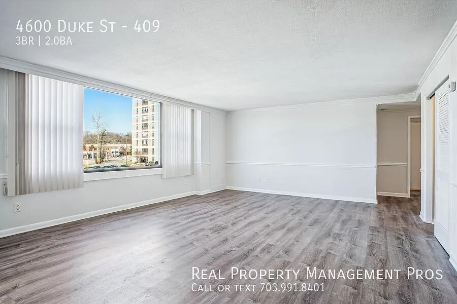 Building Photo - 4600 Duke St #409