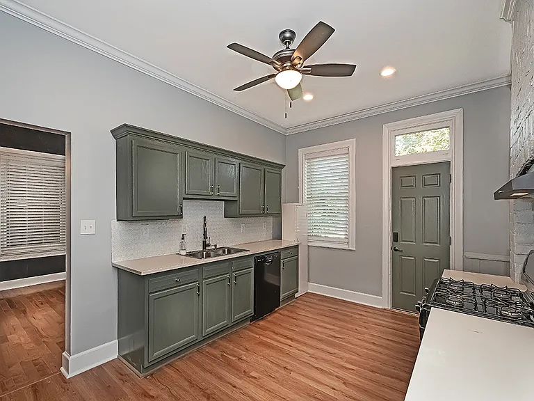 711 N Saint Clair St #1 — Photo 14