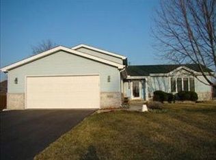 1403 Lake St, Dyer, IN 46311