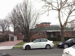 23001 57th Rd, Oakland Gardens, NY 11364