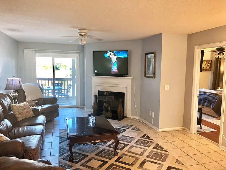 5211 Lapaloma Ct #101 — Photo 2