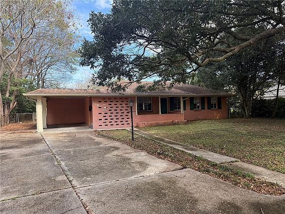 2nd image of 216 Rhodes Ave