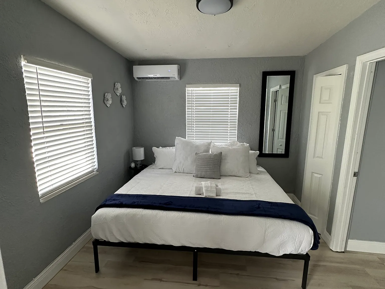 Spacious apartment — Photo 4