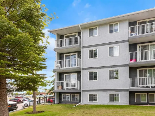5601 E Dalton Dr NW #107A, Calgary, AB T3A 2E2
