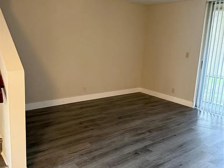 1349 Sussex Dr #1349 — Photo 3