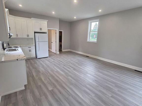 5th image of 22933 Hagerty Rd