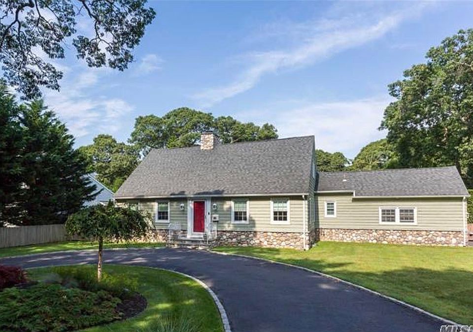 1st image of 150 Saint Marks Ln