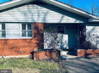 7551 Brightwater Beach Rd, Glen Burnie, MD 21060