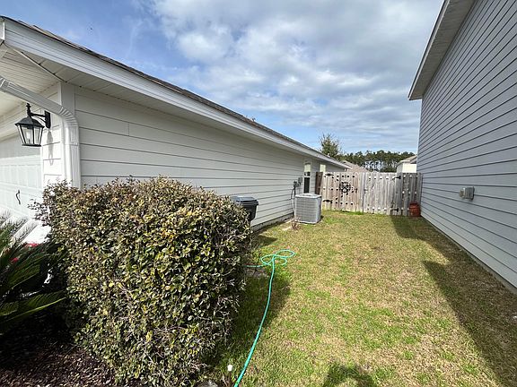 3rd image of 203 This Way