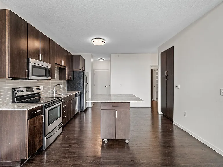 The Flats at West End — Photo 78