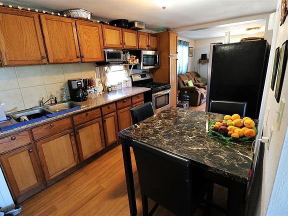 3rd image of 1315 51st St