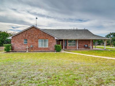 1302 James C Rd, Weatherford, TX, 76085