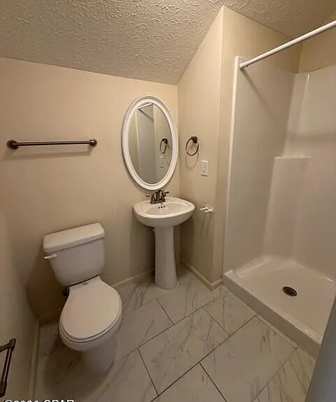 107 Fernwood St — Photo 15